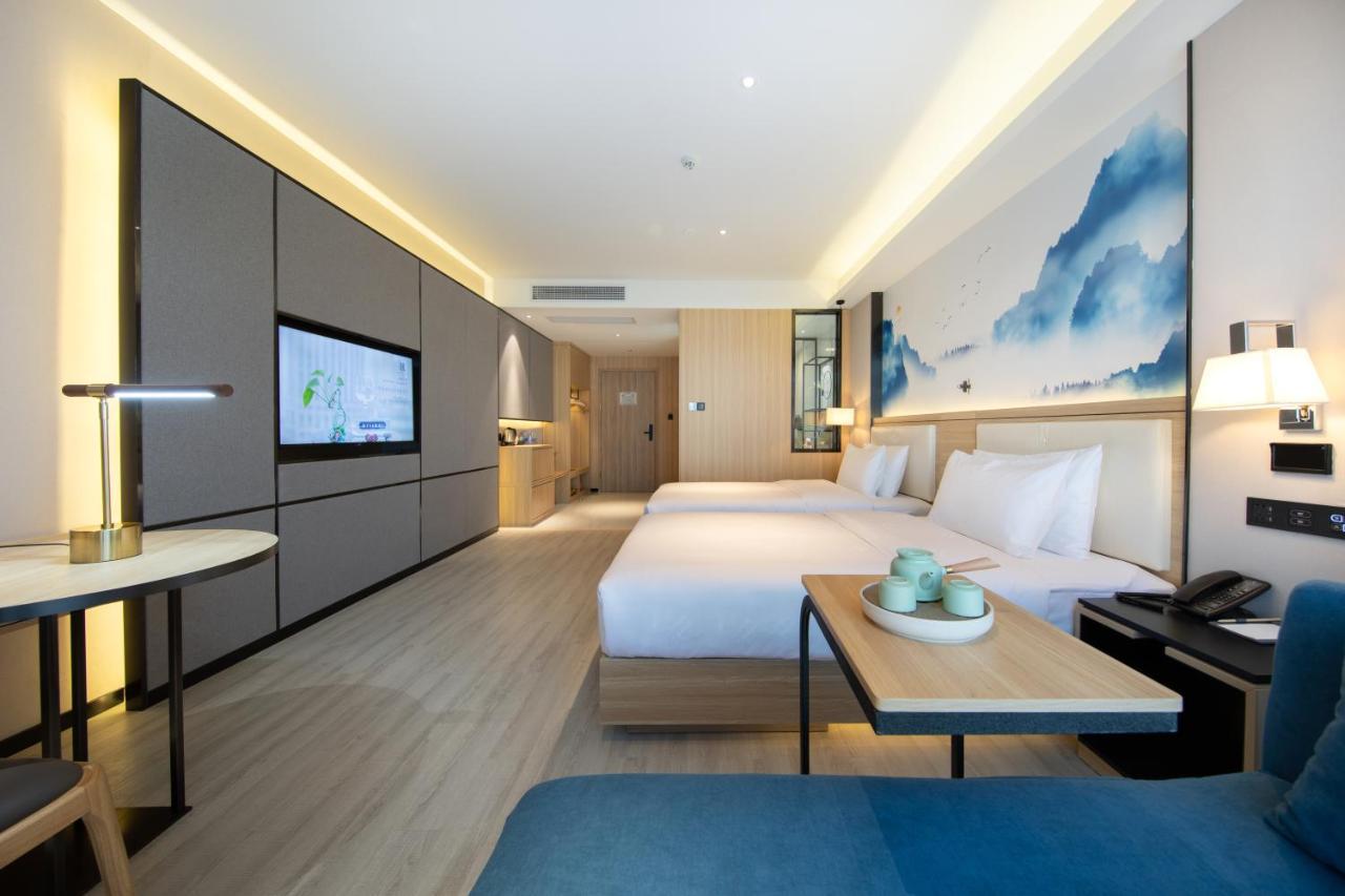Ausotel By Argyle Baiyun International Airport Renhe Metro Exit B Гуанчжоу Экстерьер фото