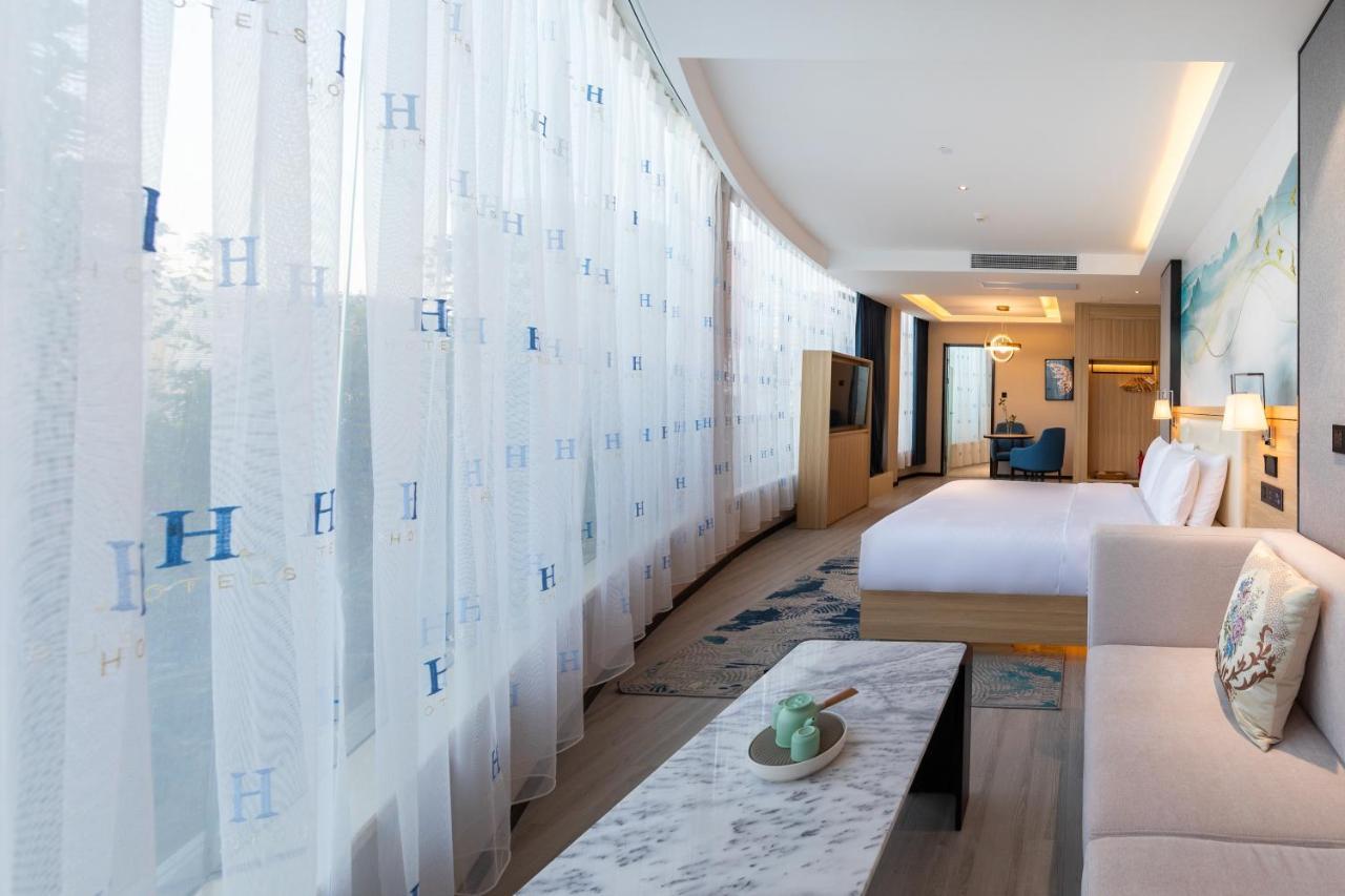 Ausotel By Argyle Baiyun International Airport Renhe Metro Exit B Гуанчжоу Экстерьер фото